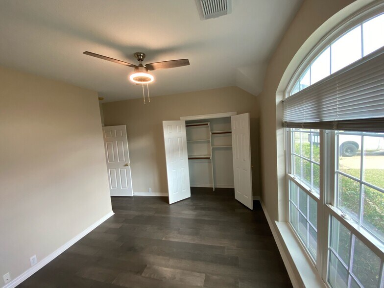 Building Photo - 19314 Colony Trail Ln