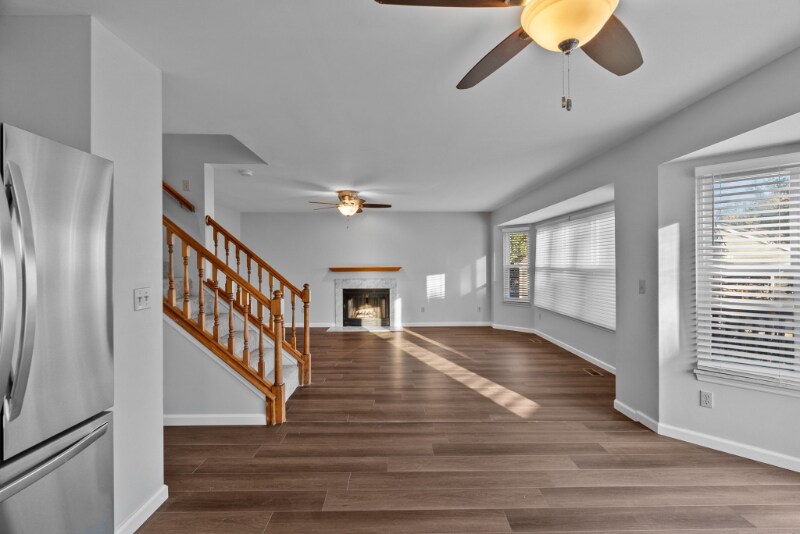 Building Photo - 2 Coachman Ct