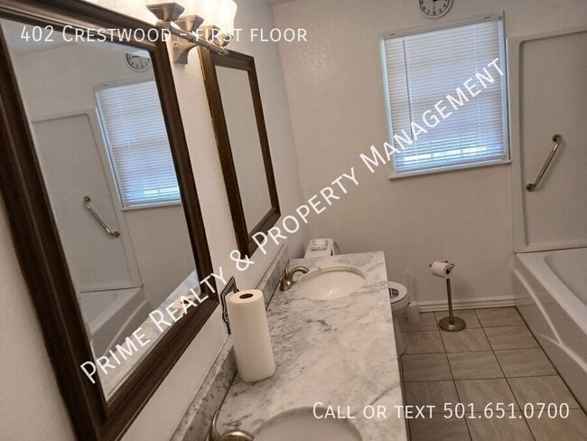 Building Photo - 402 Crestwood-first floor