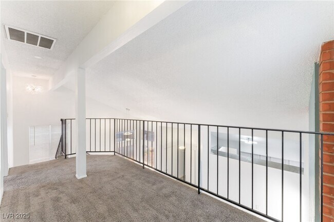 Building Photo - 3951 Steinbeck Dr