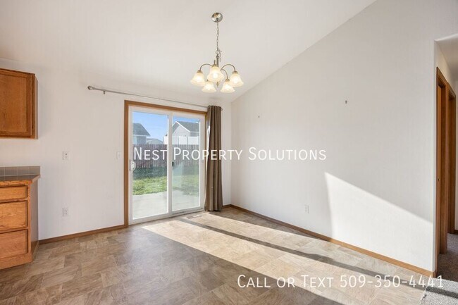 Building Photo - 1317 W Electra St