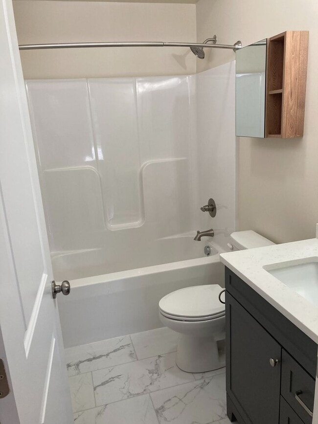 Building Photo - 1113 N 32nd St