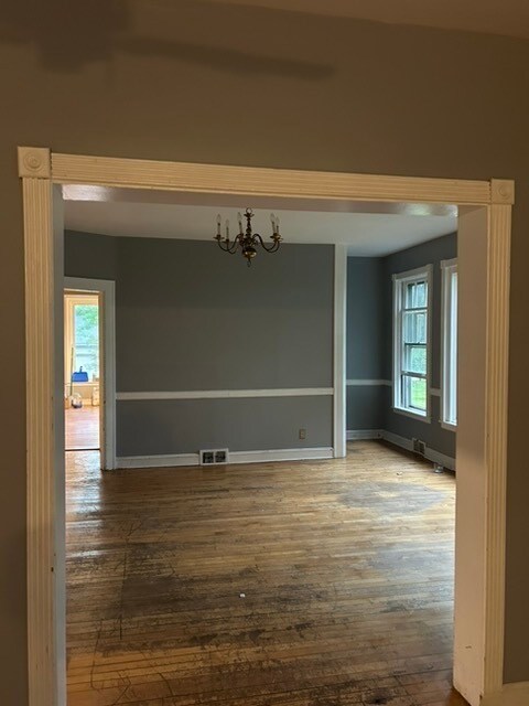 Building Photo - 37256 IL-83