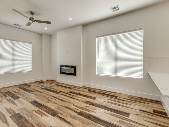 Building Photo - Home in Edmond/Oklahoma City