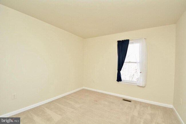 Building Photo - 7209 Burton Hill Ct