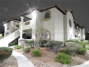 Building Photo - 1403 Santa Margarita St