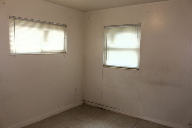 Building Photo - Lovely home in the Southwood Subdivision