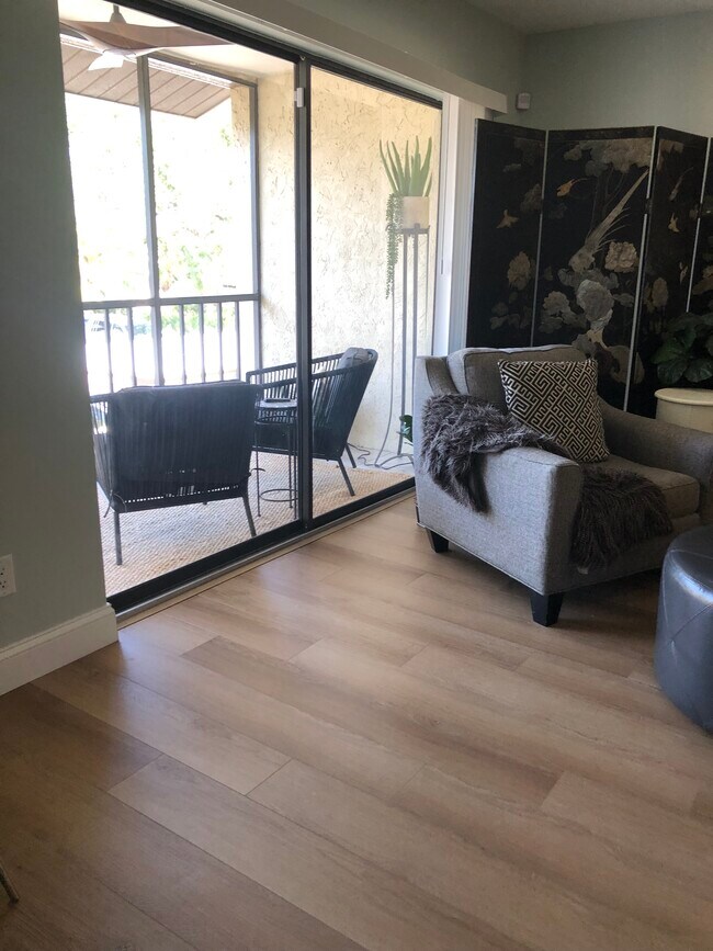 LANIA WITH CEILING FAN - 630 Bird Bay Dr E