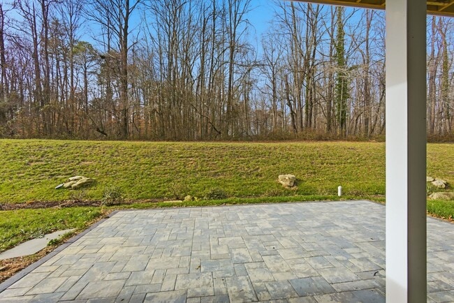 Building Photo - Beautiful 4 BR/4.5 BA EOG Townhome in Laurel!