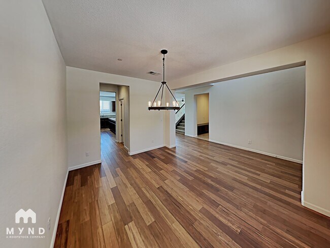 Building Photo - 2367 Hancock Dr