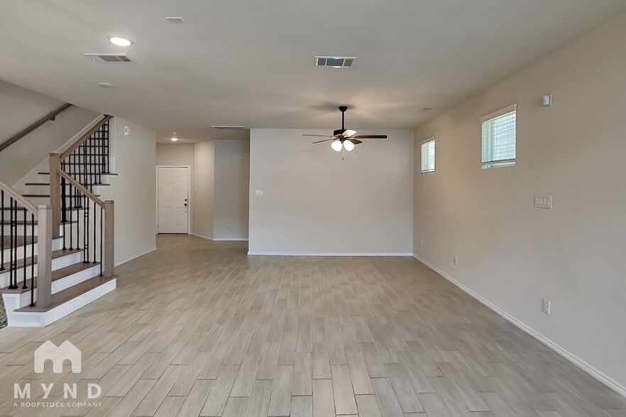 Building Photo - 3112 Founders Rock Dr