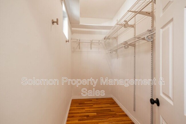 Building Photo - 316 Surfrider Way
