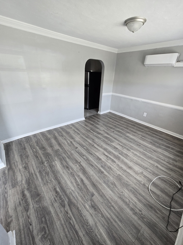Building Photo - 530 Bellwood Rd
