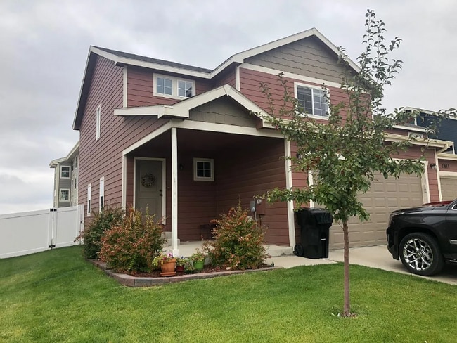 Building Photo - 2809 23rd St W