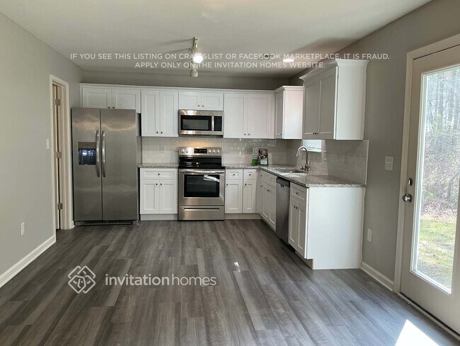 Building Photo - 2324 King Malcolm Ln