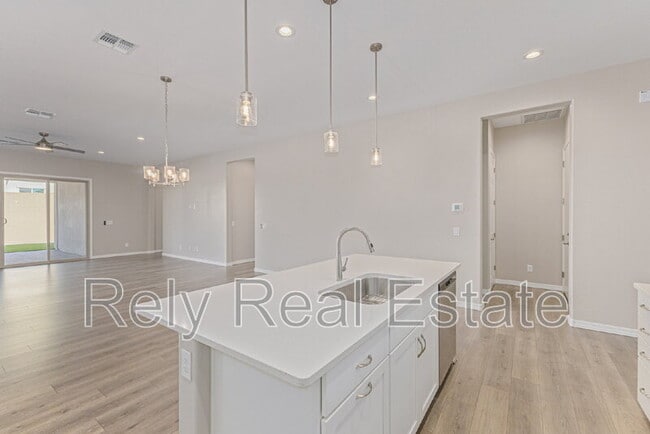 Building Photo - 20108 W Montecito Ave