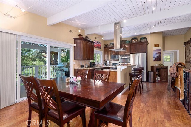 Building Photo - 1014 Hacienda Dr