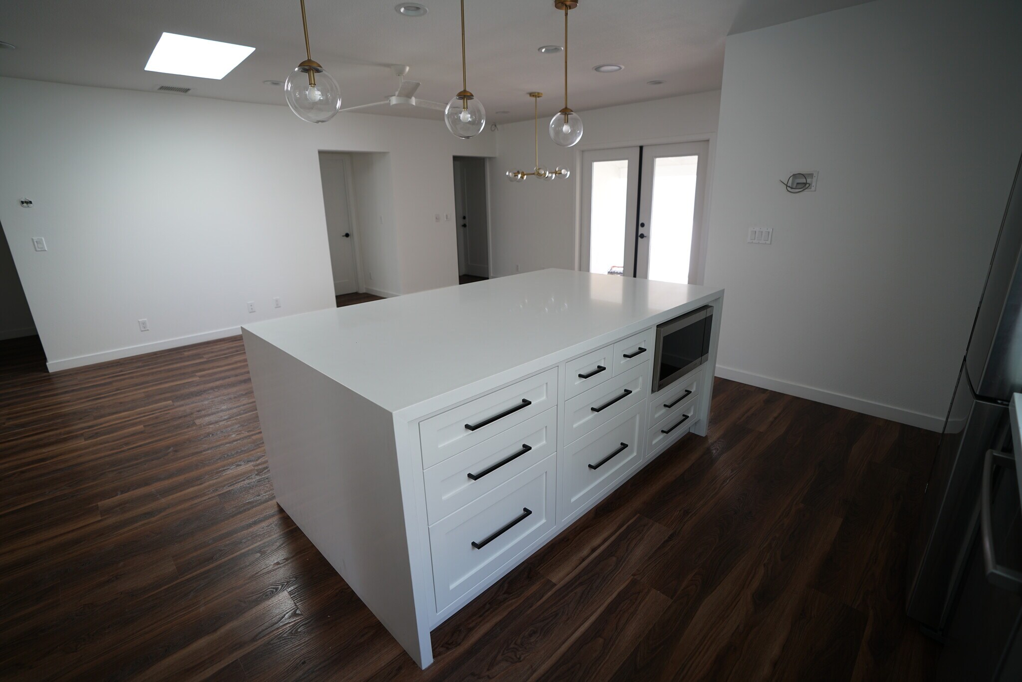 Building Photo - 4466 Sherman Oaks Cir