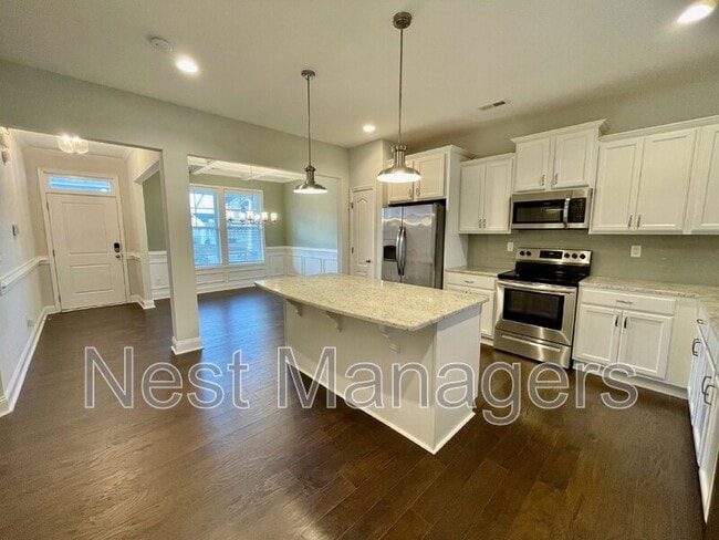 Building Photo - 155 Cromwell Ct