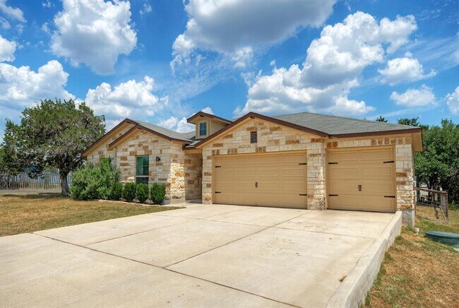 Building Photo - 21707 Crystal Way