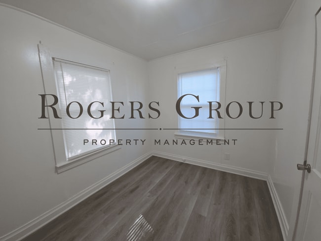 Building Photo - 980 Burr St