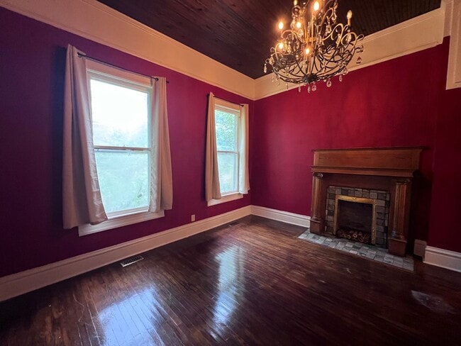 Building Photo - Historic District - Opelika