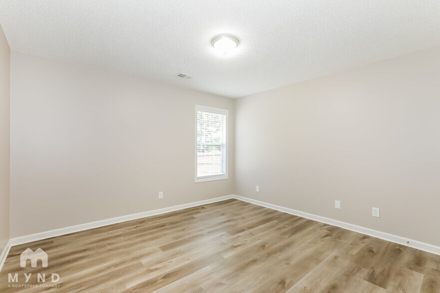 Building Photo - 283 Hunters Chase