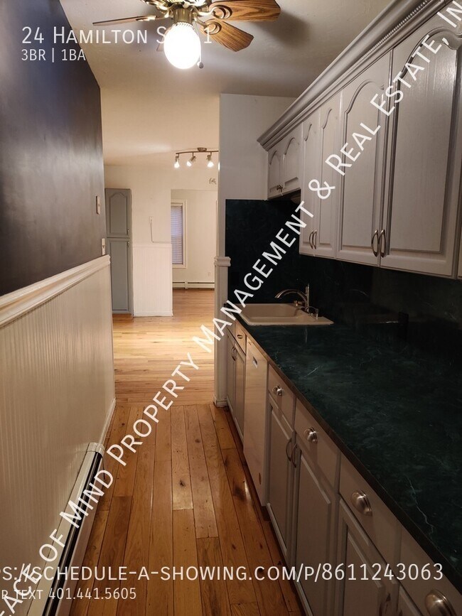 Building Photo - 24 Hamilton St