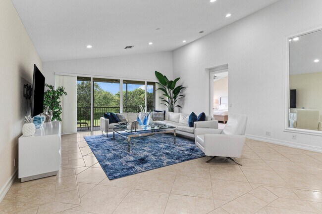 Building Photo - 6309 Graycliff Dr