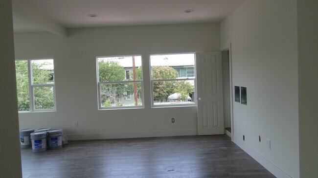 Building Photo - 4302 Normal Ave