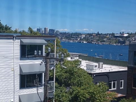 Building Photo - 769 Hayes St