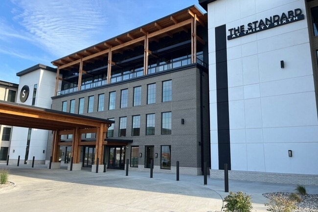 Building Photo - The Standard at 36th Street