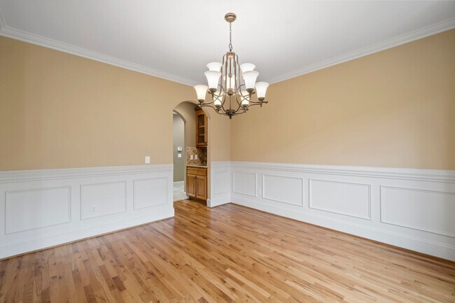 Building Photo - 137 Northington Woods Dr