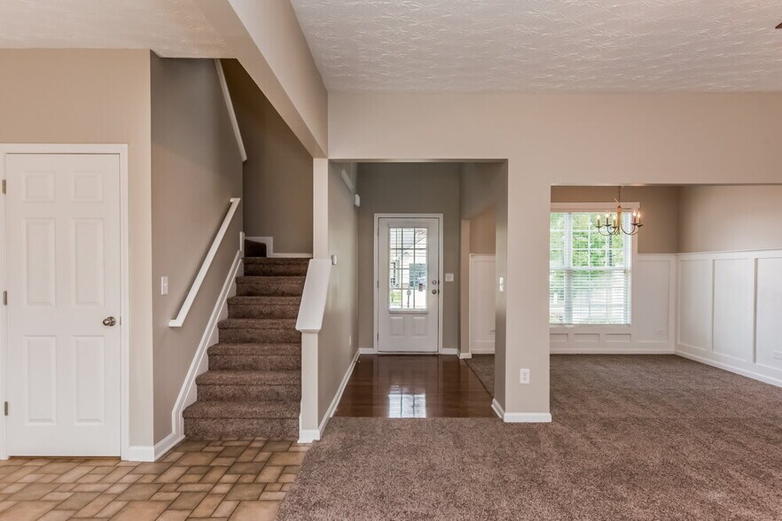 Building Photo - 398 Glenleigh Dr