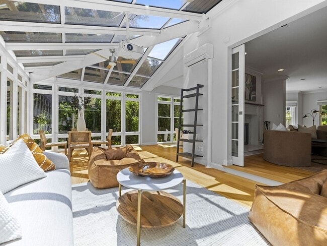 Building Photo - 93 W Goulding St