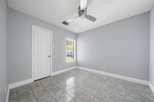 Building Photo - 6322 Atlasridge Dr