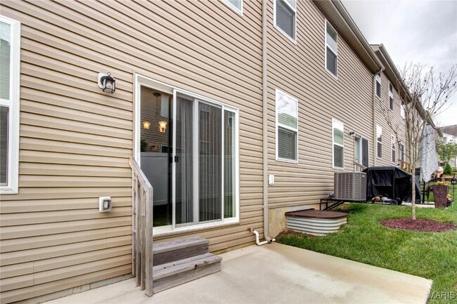 Building Photo - 13105 Tesson Springs Dr