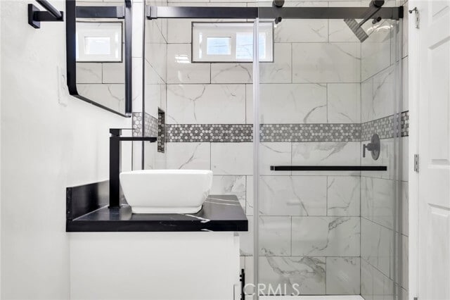 Building Photo - 4712 E Hammel St