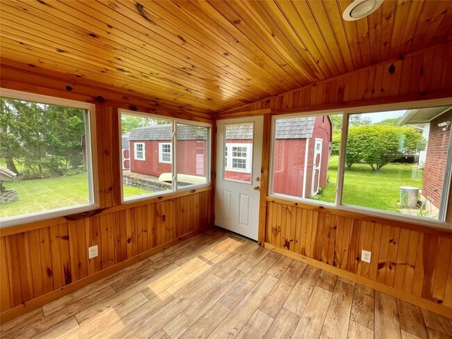Building Photo - 1026 Southern Pines Dr