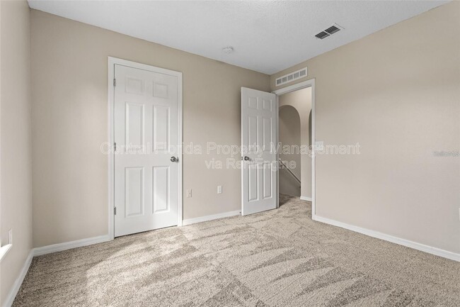 Building Photo - 14126 Econ Woods Ln