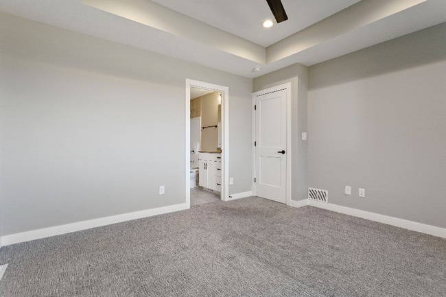 Building Photo - 168 Stonelake Dr SE