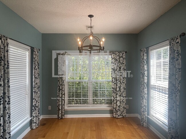 Building Photo - 416 Simsbury Ridge