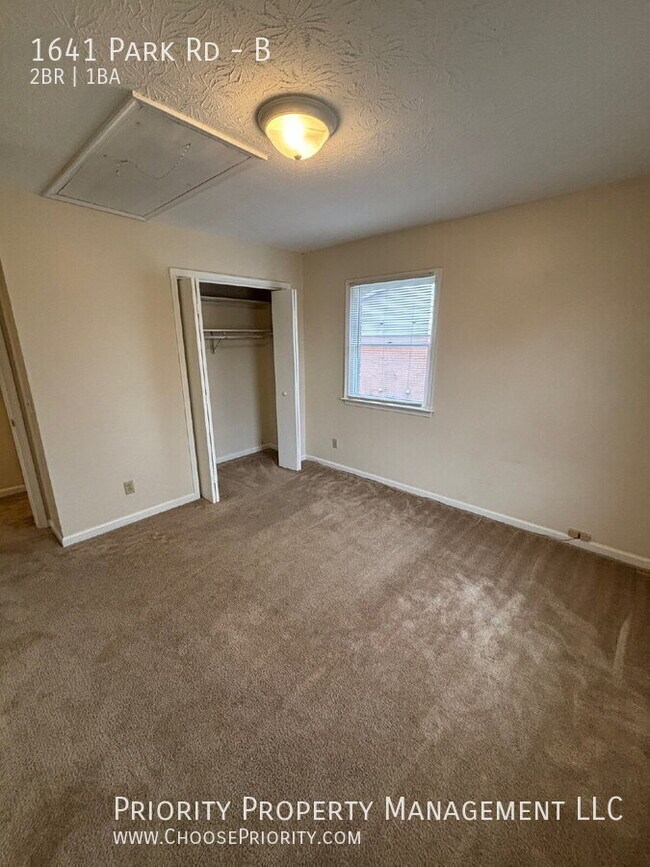 Building Photo - 1641 Park Rd