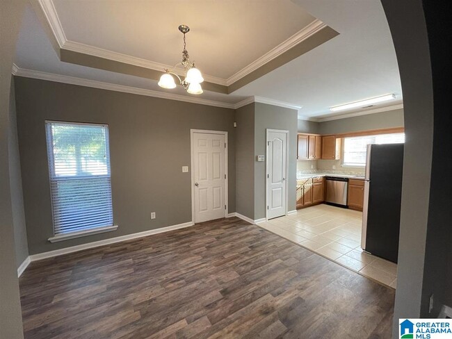 Building Photo - 5237 Cottage Cir