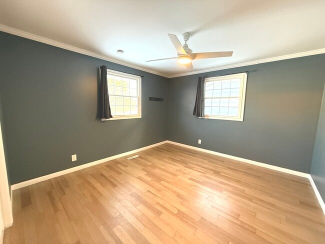 Building Photo - 2106 Tepee Ave