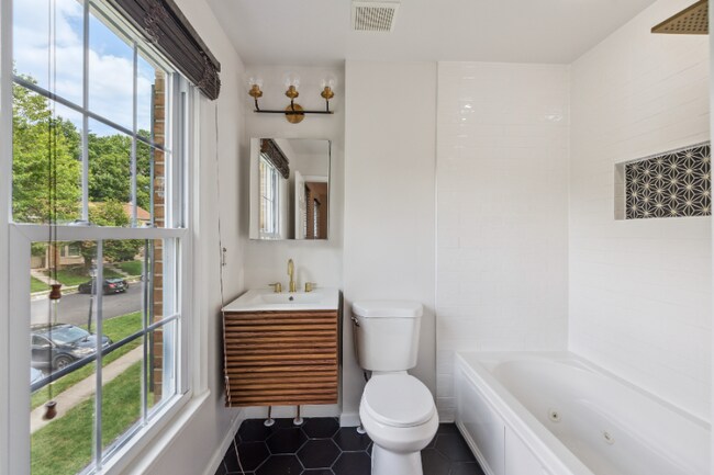 Building Photo - 3829 Ogilvie Ct