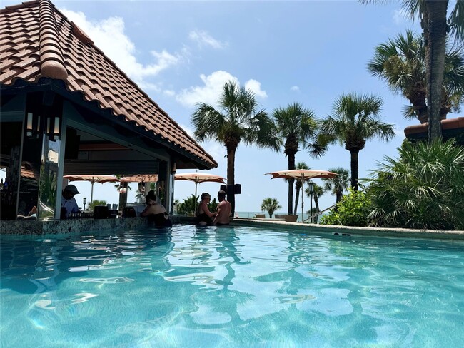 Building Photo - 5220 Seawall Blvd