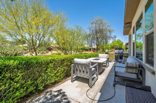 Building Photo - 82668 Rosewood Dr