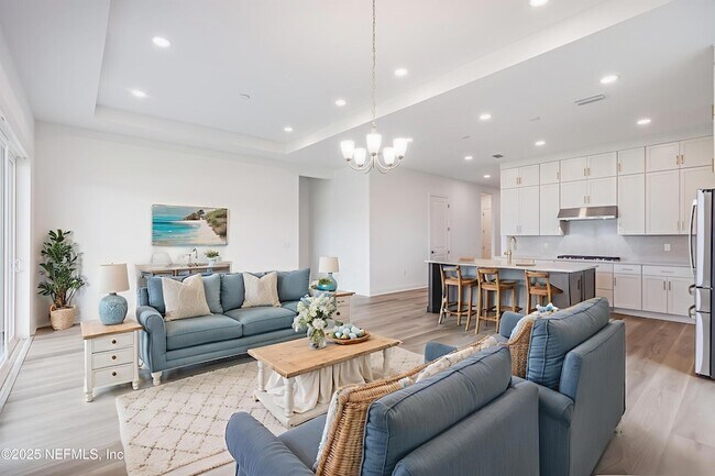 Primary Photo - 174 Pine Leaf Dr