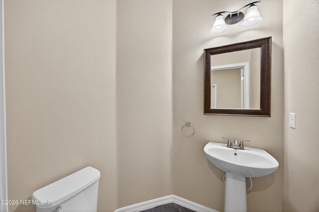 Building Photo - 104 Riachuelo Ln